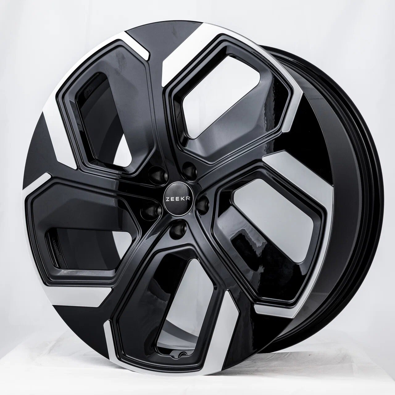 FORGED XO0315